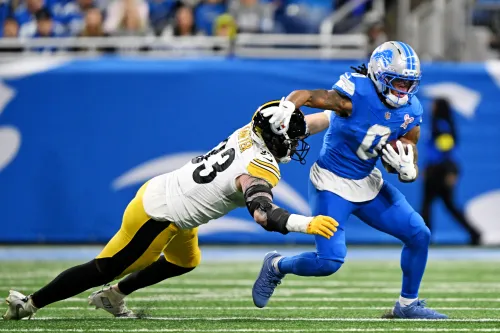 DraftKings SNF Showdown Picks Week 4: Jahmyr Gibbs Is the Captain Now