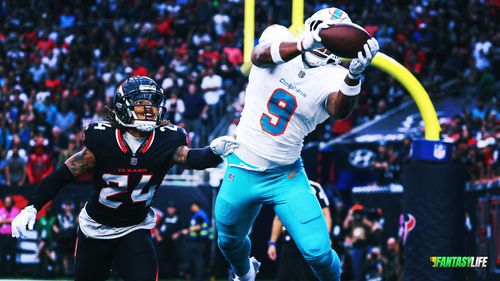 Jonnu Smith's Fit On The Steelers And Fantasy Football Impact